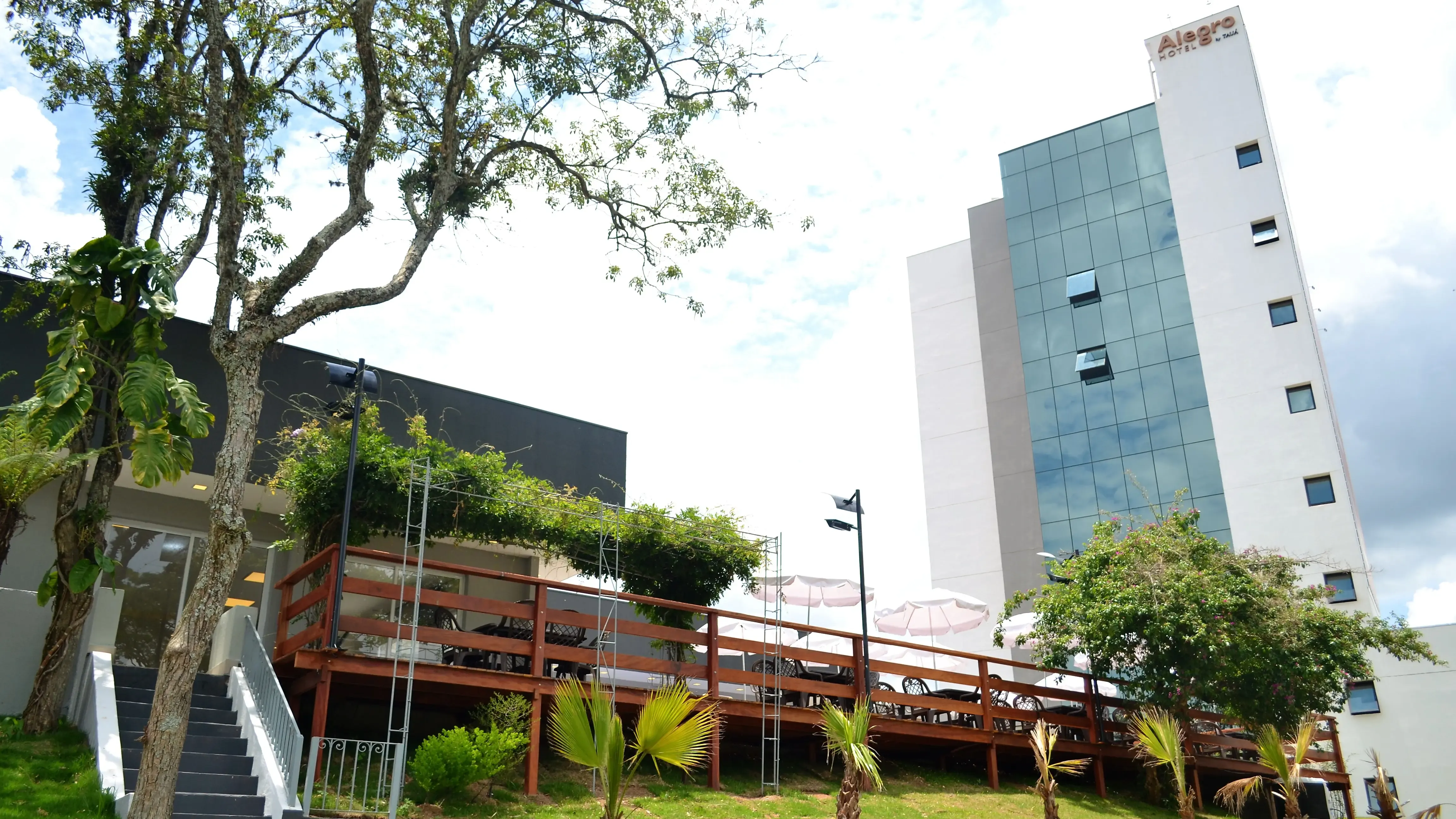 vista externa do Alegro