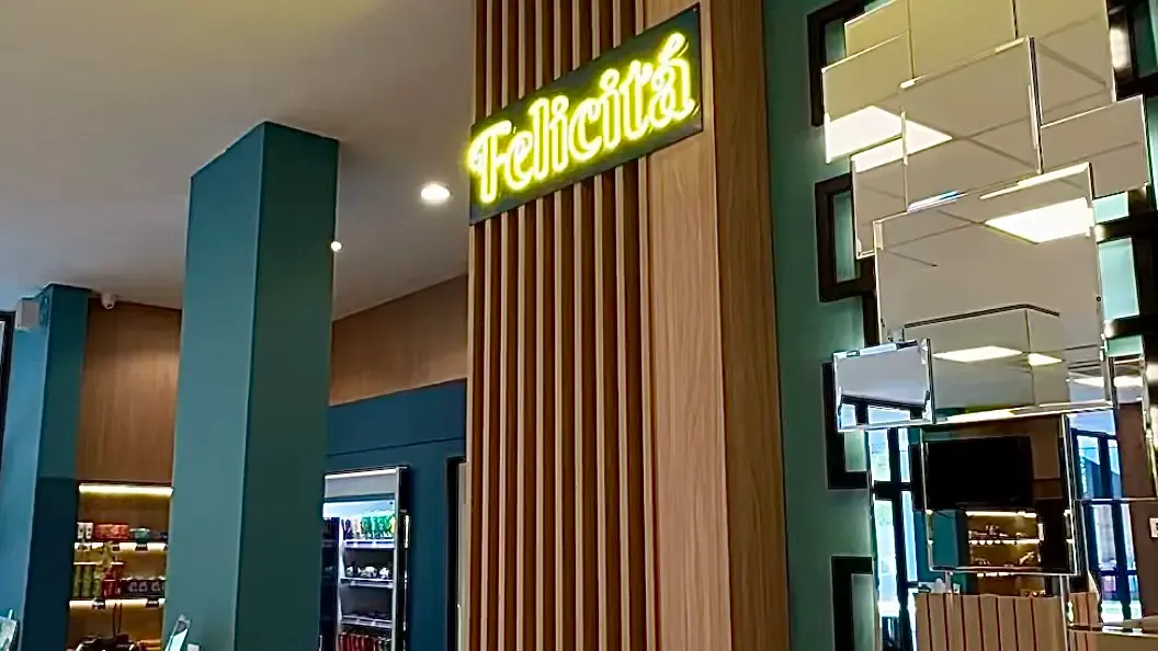 Felicitá loja de conveniência