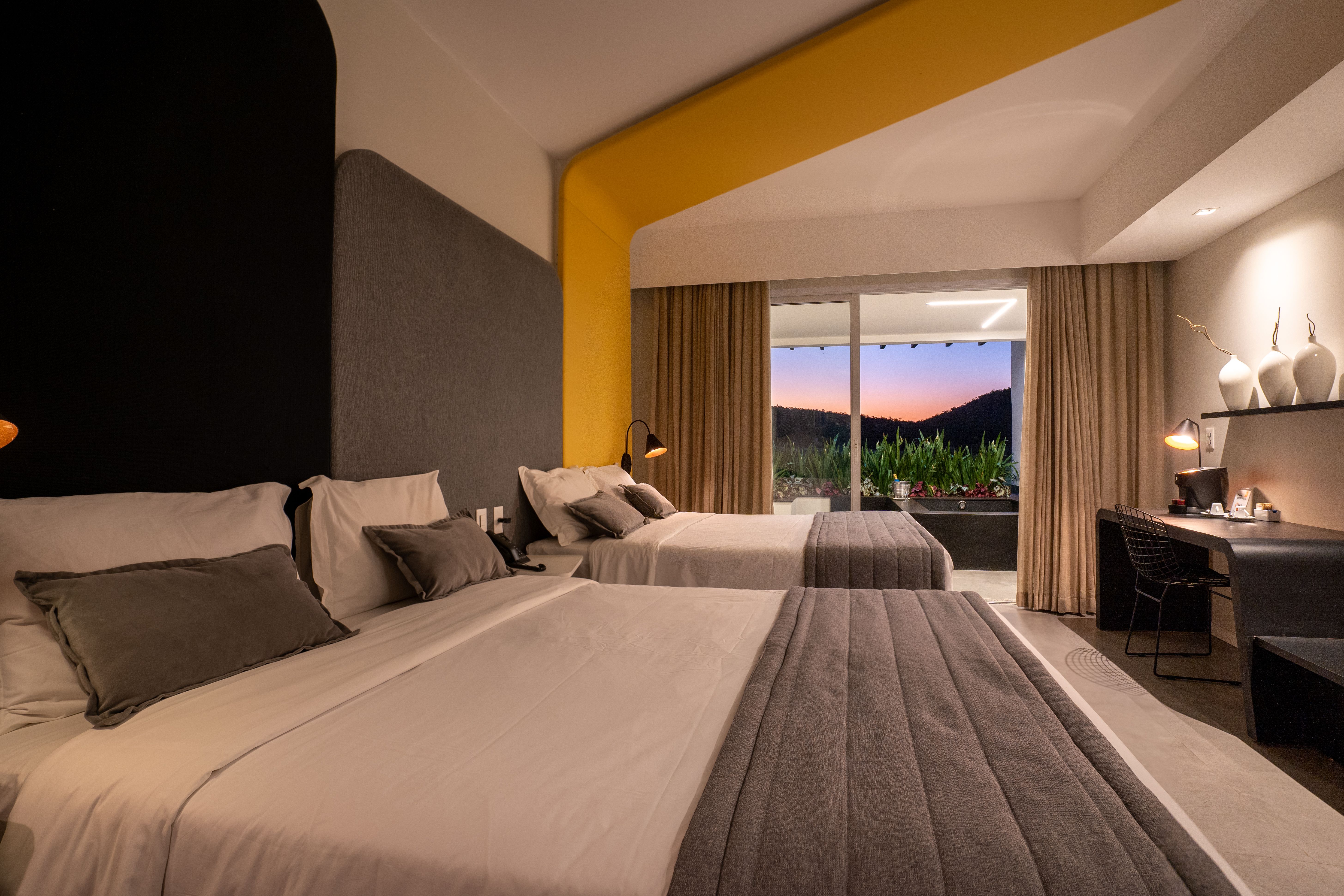Banner Rooms