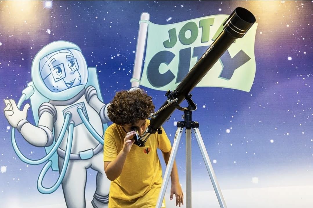 telescopio jota city