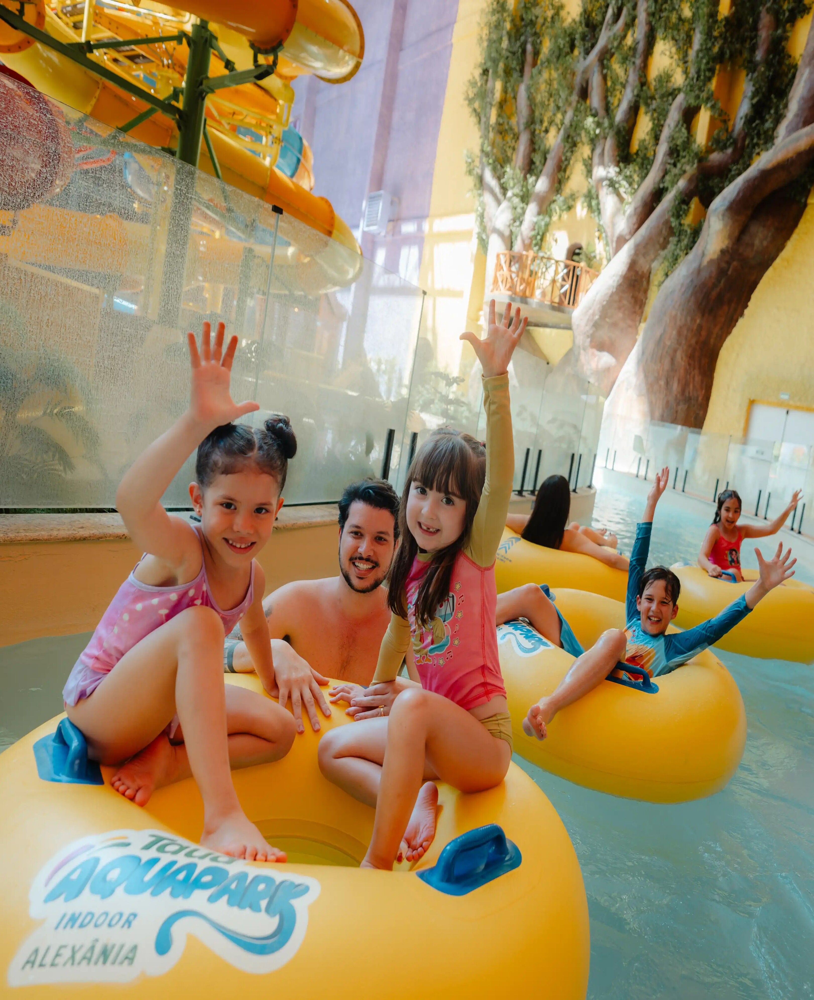 Piscinas aquecidas e cobertas
